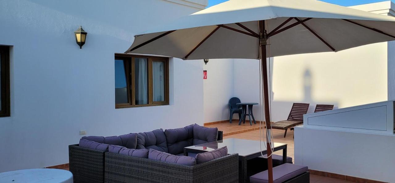 Apartamentos Flor Tres Caleta de Sebo Bagian luar foto